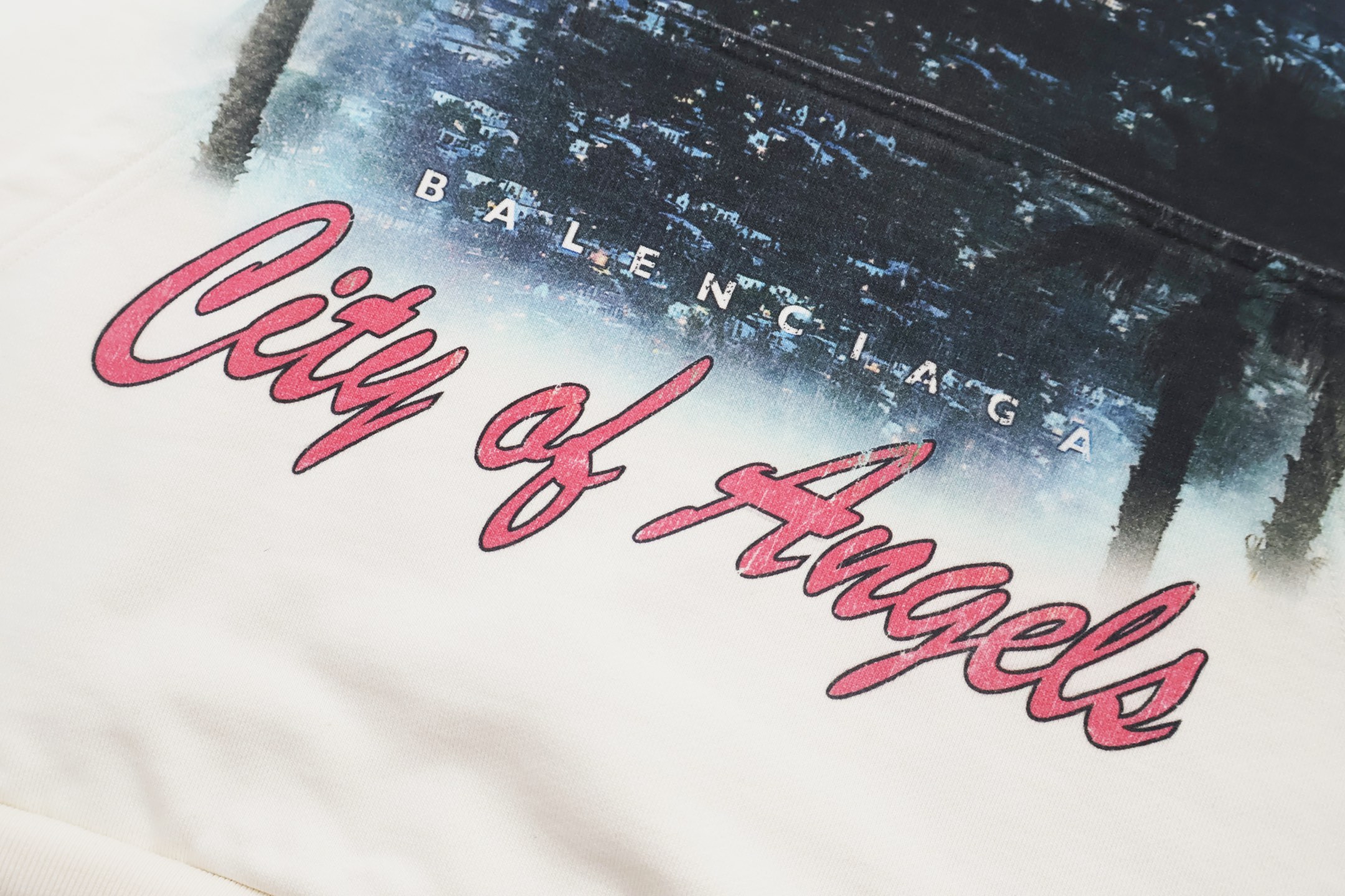 Balenciaga 巴黎世家 夜景泥染字母logo印花连帽卫衣 外套 长袖 黑色 白色 B0 767877TSVR31041