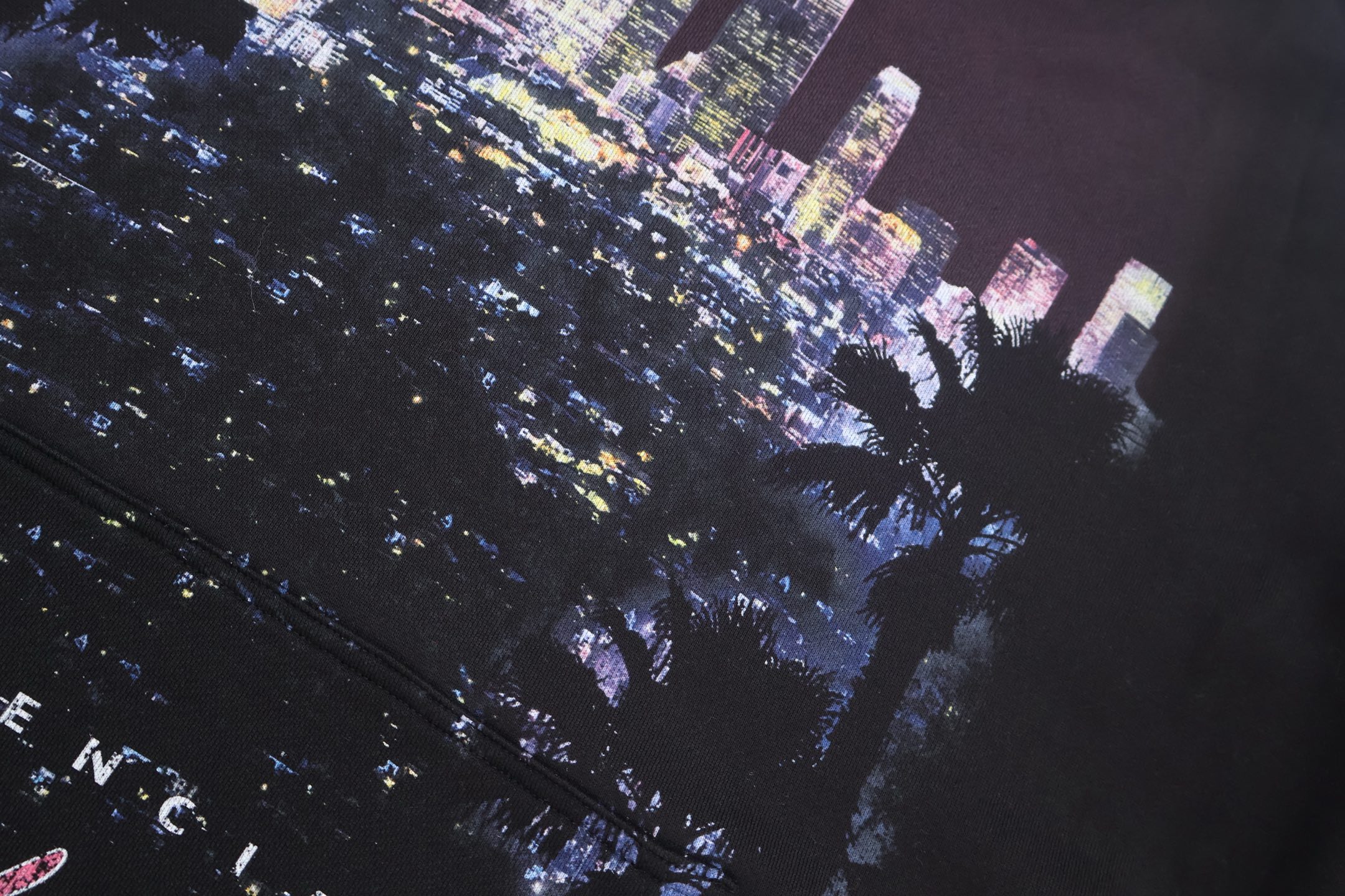 Balenciaga 巴黎世家 夜景泥染字母logo印花连帽卫衣 外套 长袖 黑色 白色 B0 767877TSVR31041