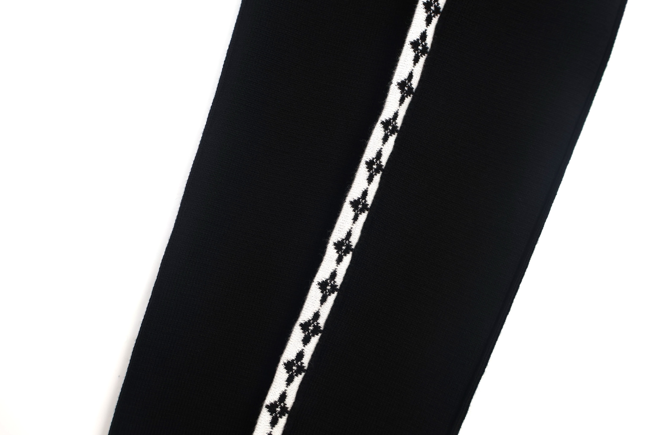 LOUIS VUITTON 路易威登 LV 针织学院风织带羊毛休闲裤 裤子 长裤 黑色 B0 1AGTLW