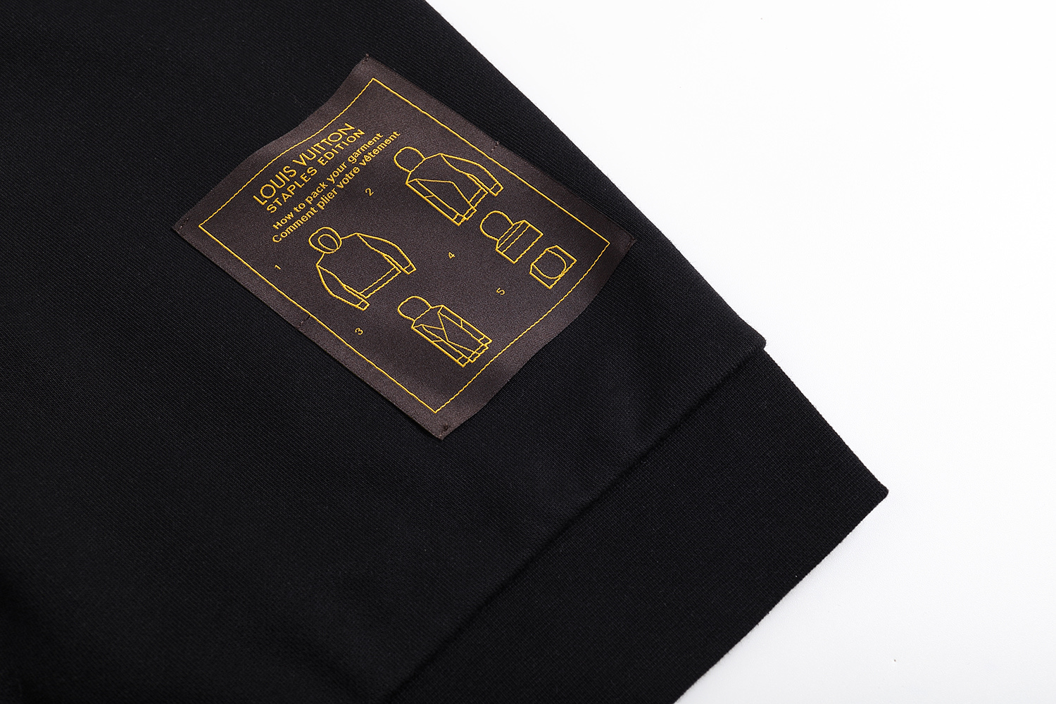 LOUIS VUITTON 路易威登 LV 纯色贴标连帽卫衣 外套 长袖 白色 黑色 A5