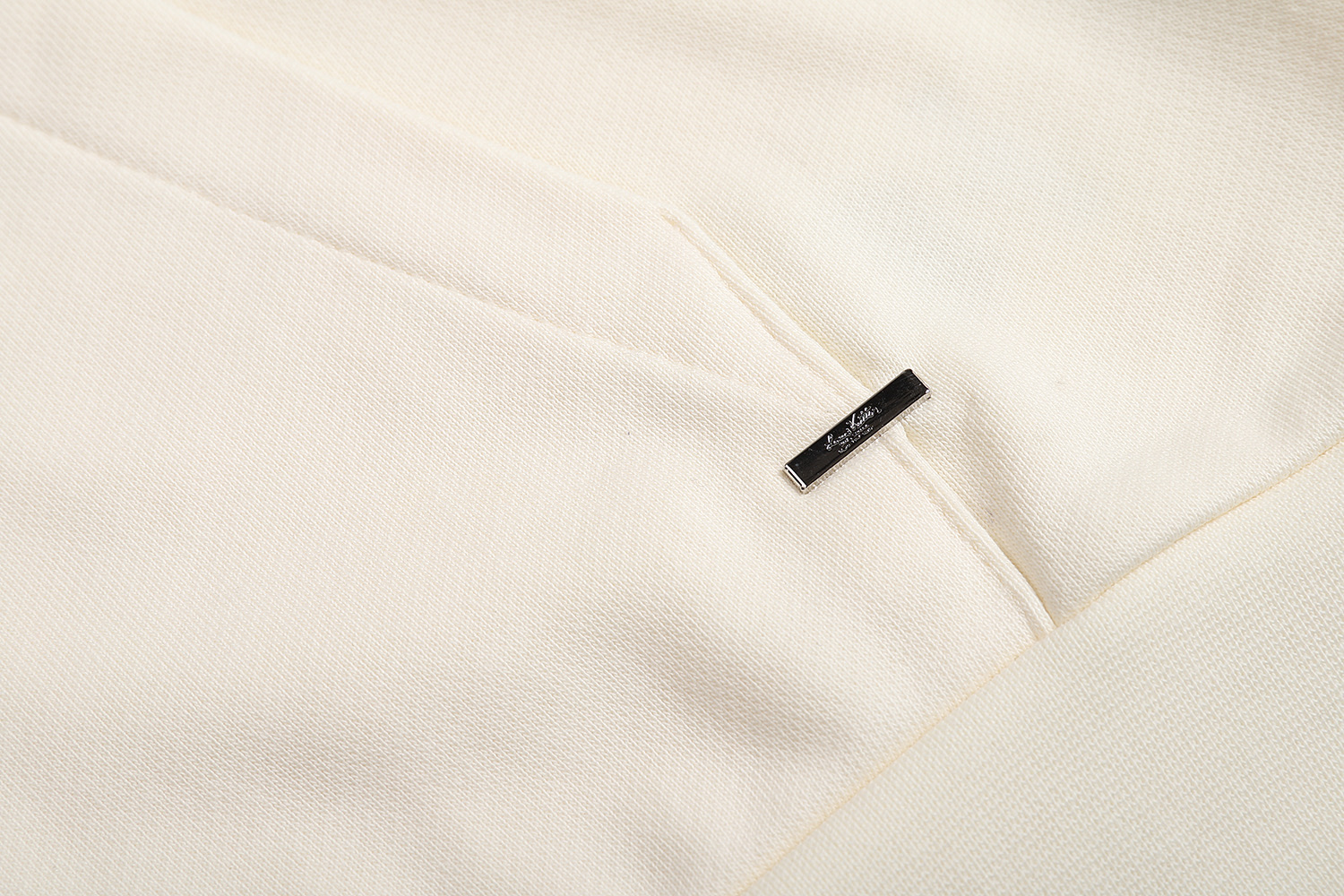 LOUIS VUITTON 路易威登 LV 纯色贴标连帽卫衣 外套 长袖 白色 黑色 A5