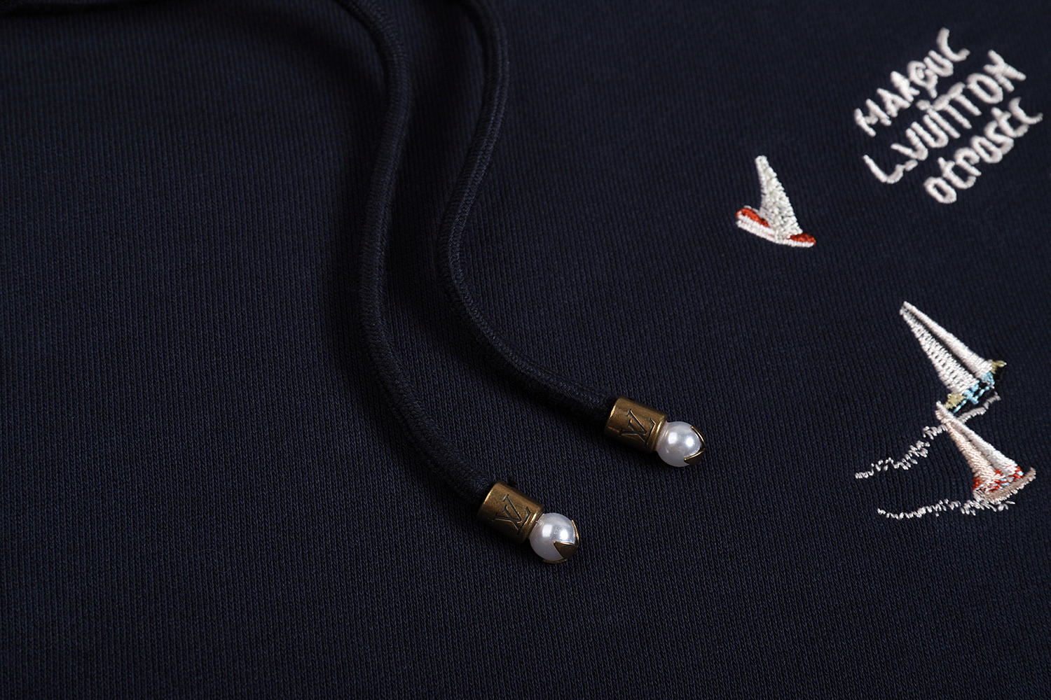 LOUIS VUITTON 路易威登 LV 帆船字母logo刺绣连帽卫衣 外套 长袖 海军蓝 A5 1AHW71