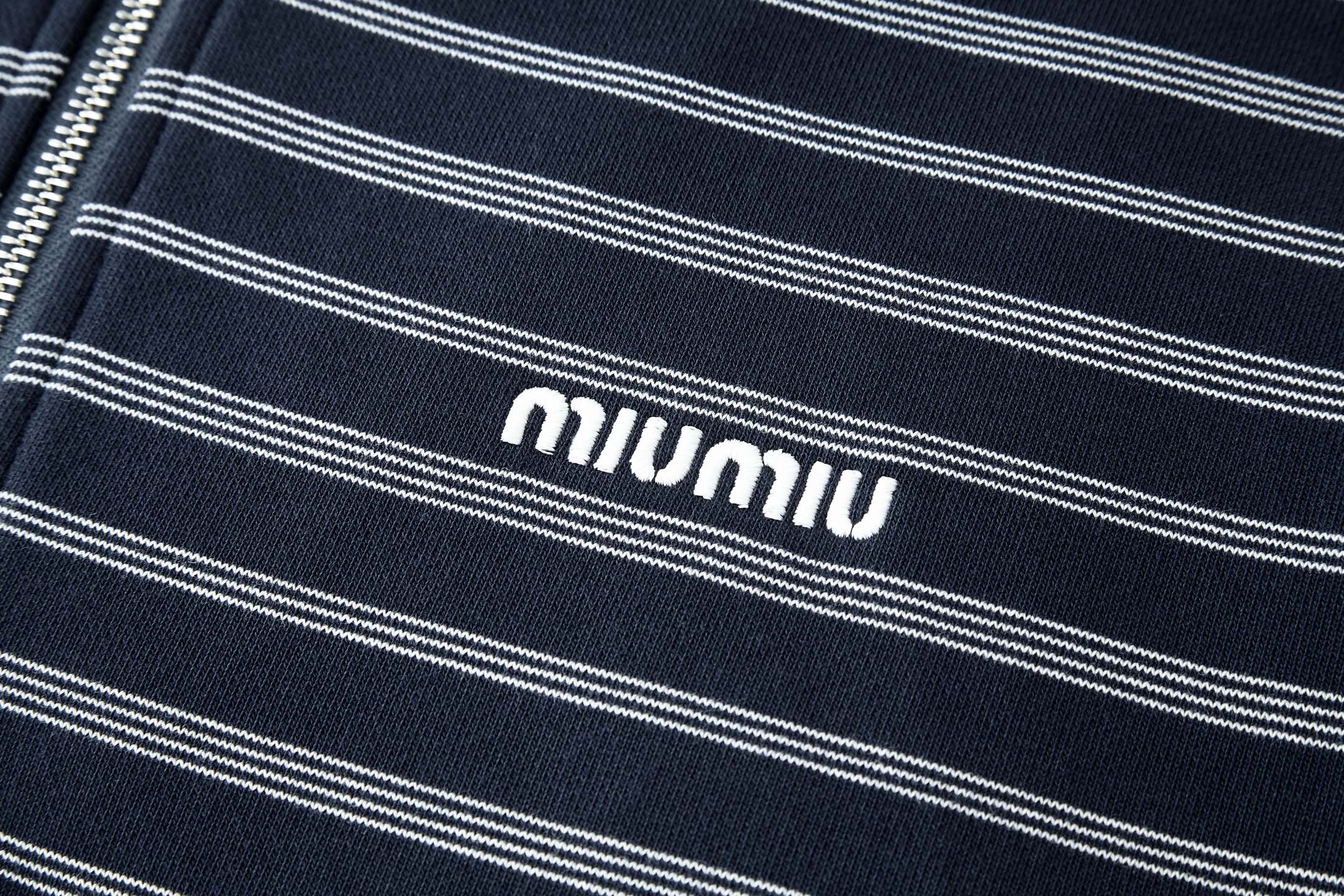 MIU MIU 缪缪 条纹刺绣字母logo半拉链Polo衫 卫衣 外套 长袖 海军蓝 B0 MJL773-174V-F022X-S-OOO