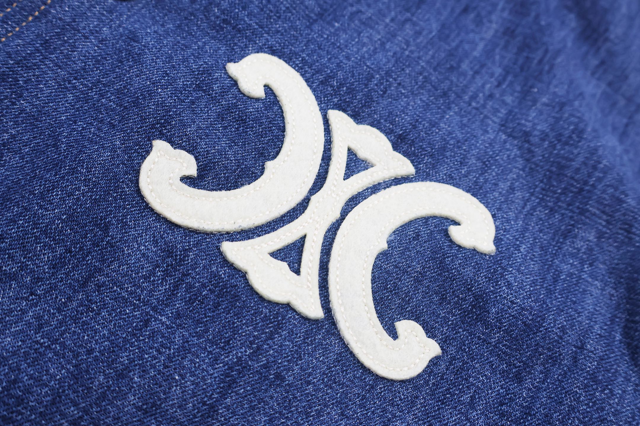 CELINE 赛琳 水洗牛仔拼皮字母logo单排扣棒球服 夹克 外套 长袖 蓝色 C0 RV0KB789D-08TI