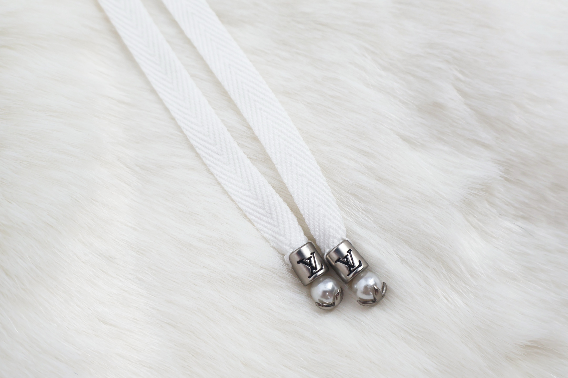 LOUIS VUITTON 路易威登 字母logo水貂毛皮草拉链连帽外套 夹克 长袖 白色 C0