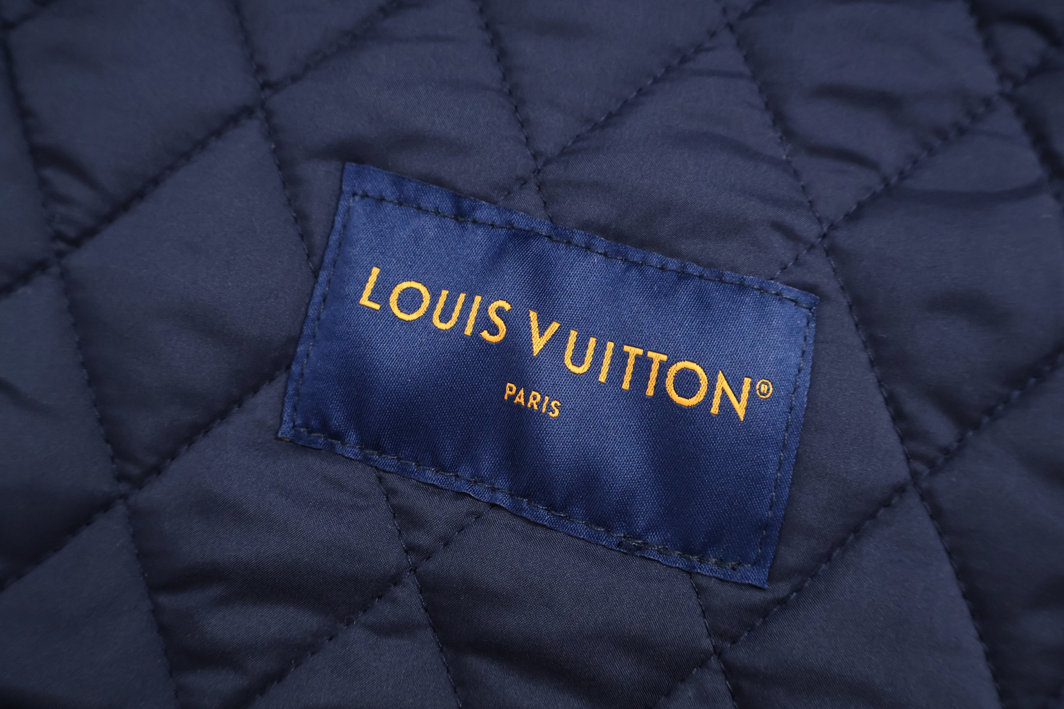LOUIS VUITTON 路易威登 Nigo联名款 靴线绣花牛仔外套 夹克 长袖 蓝色 C0 1AILM2