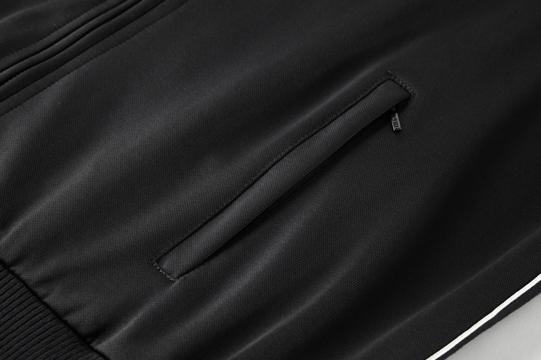 LOEWE 罗意威 刺绣字母Logo拉链立领运动服 外套 夹克 长袖 黑色 B0 HSM1Y02X04-1100