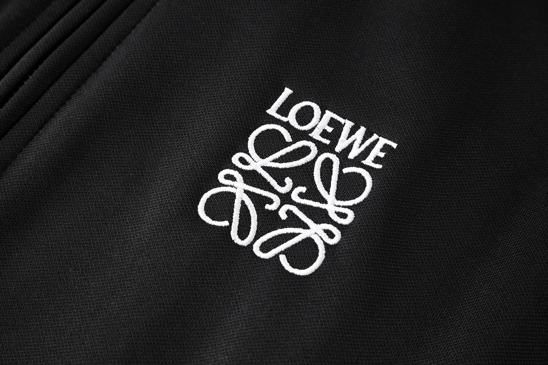LOEWE 罗意威 刺绣字母Logo拉链立领运动服 外套 夹克 长袖 黑色 B0 HSM1Y02X04-1100