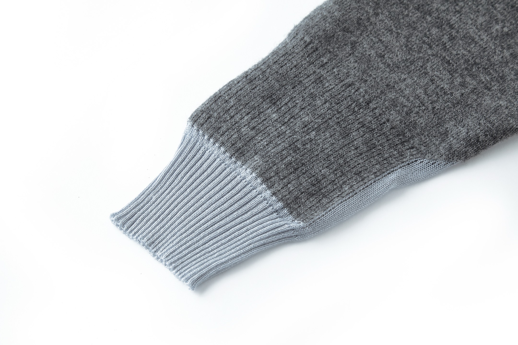 MIU MIU 缪缪 徽标假两件针织Polo领毛衣 长袖 灰色 B0 MMLA61-16ON-F0JQG-S-OOO