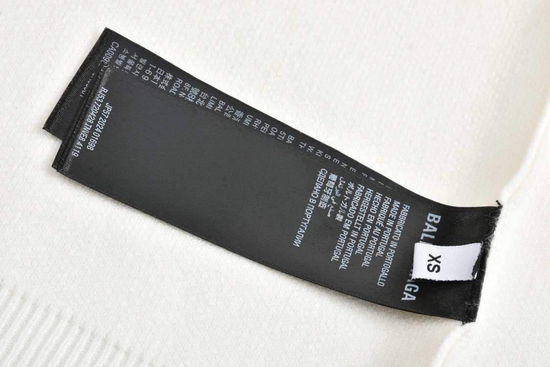 Balenciaga 巴黎世家 滑雪系列3B字母logo图案针织卫衣 毛衣 外套 长袖 白色 黑色 B0 807781T1701-9000