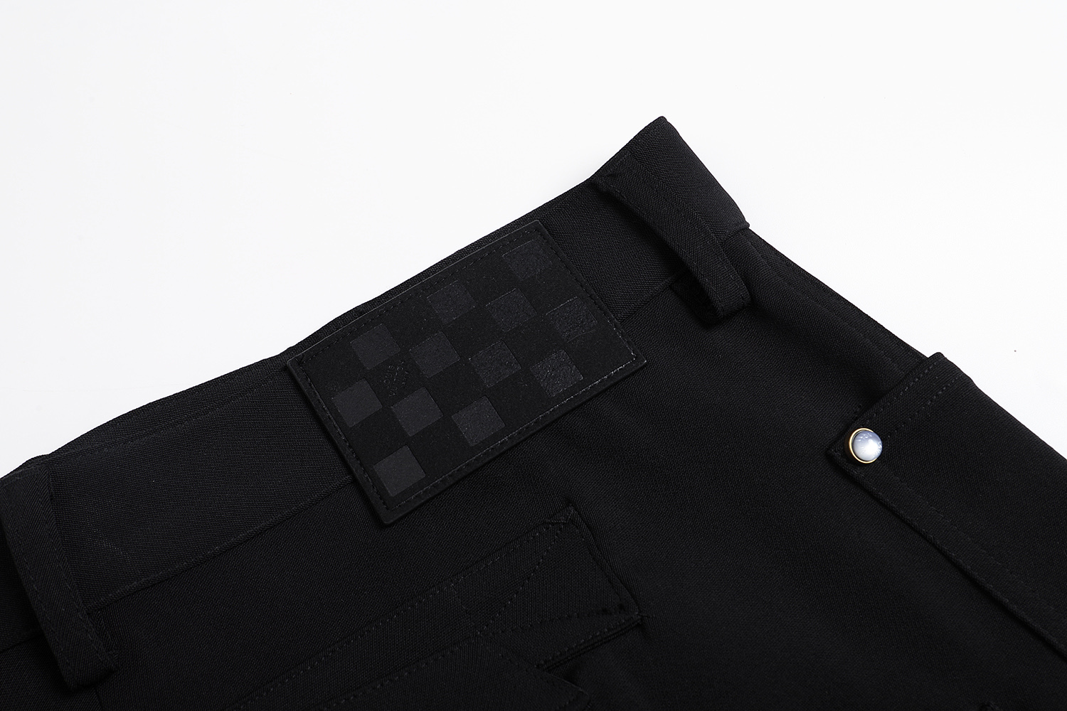 LOUIS VUITTON 路易威登 铆钉侧口袋工装裤 休闲裤 裤子 长裤 黑色 B0