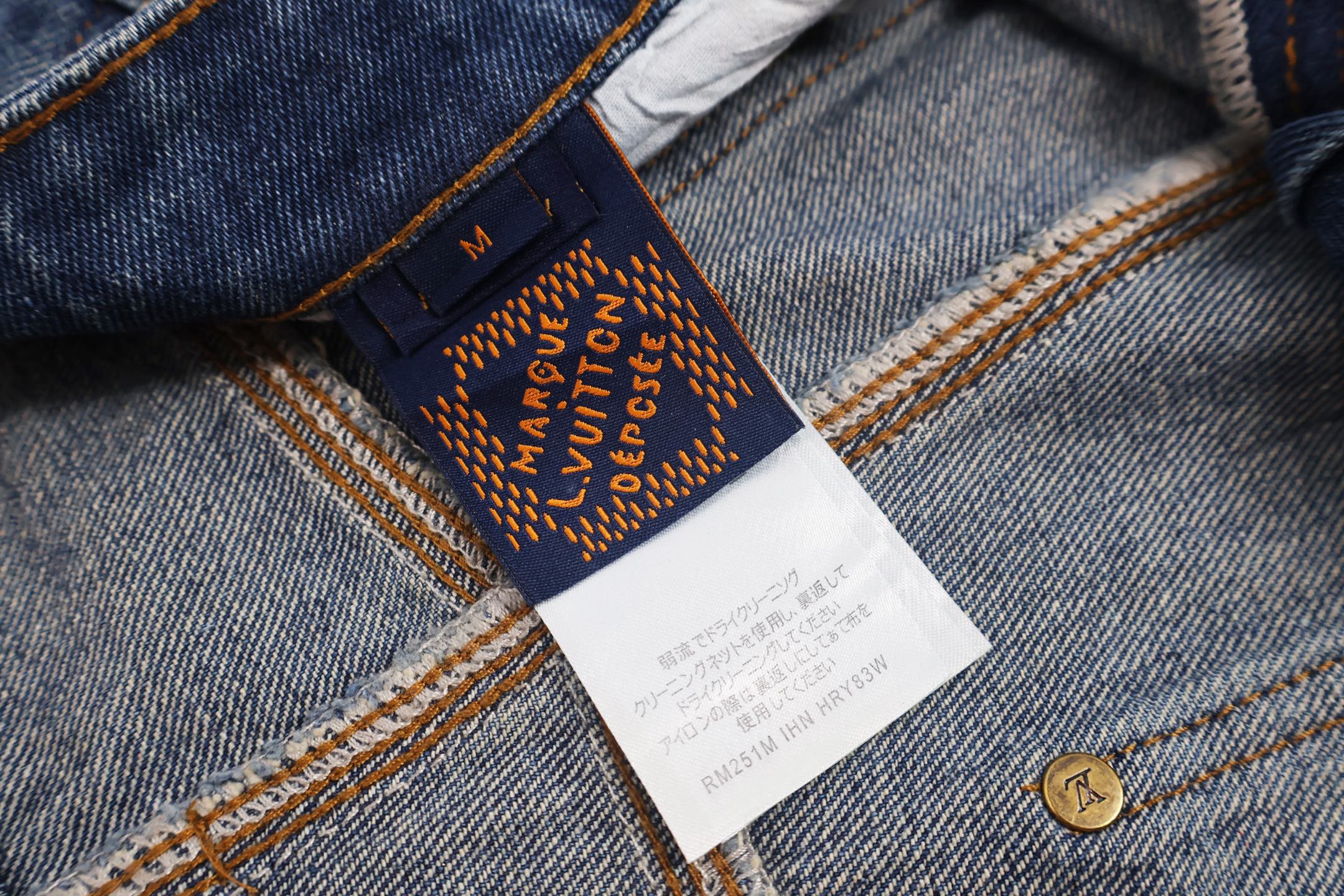 LOUIS VUITTON 路易威登 LV Nigo联名款 樱花水钻刺绣字母logo牛仔裤 七分裤 短裤  裤子 蓝色 C0 1AILTT