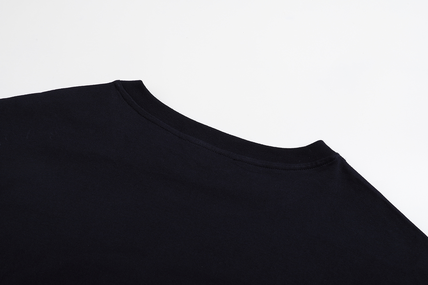 MIU MIU 缪缪 刺绣logoT恤 打底衫 卫衣 长袖 藏蓝色 A5 MJL087-1610-F0008-SOOO