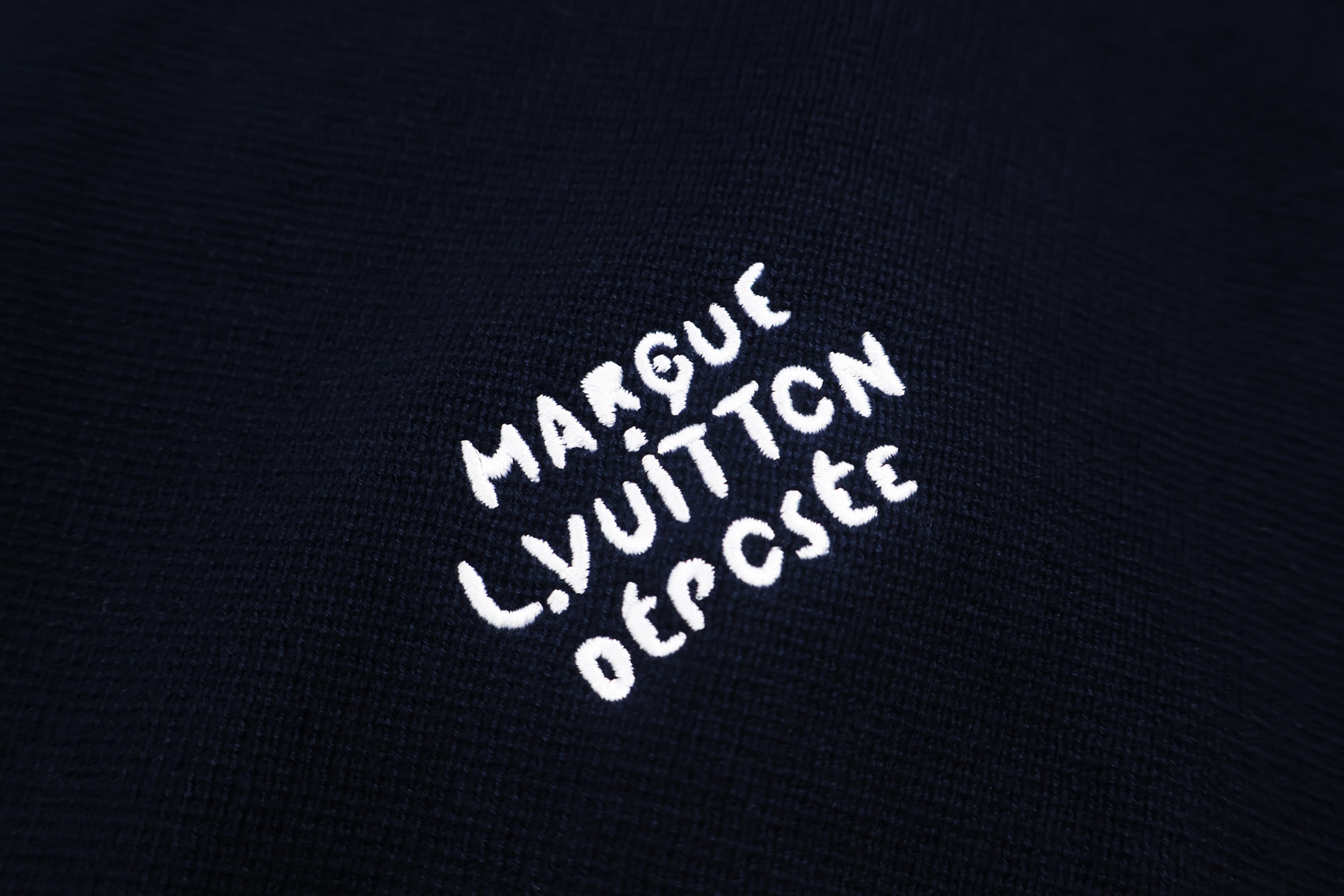 LOUIS VUITTON 路易威登 拼色条纹立领拉链针织外套 夹克 长袖 白色 藏蓝色 1AFQP