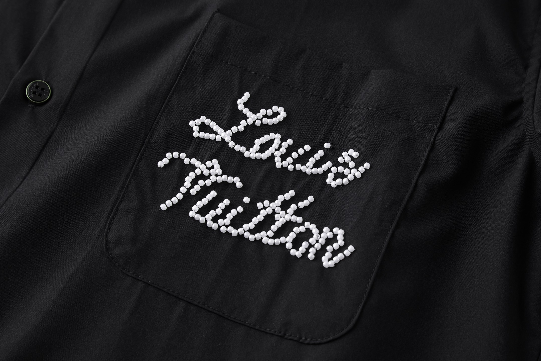 LOUIS VUITTON 路易威登 LV Nigo 联名款 刺绣串珠衬衫 外套 长袖 黑色 A5 1AIMIV