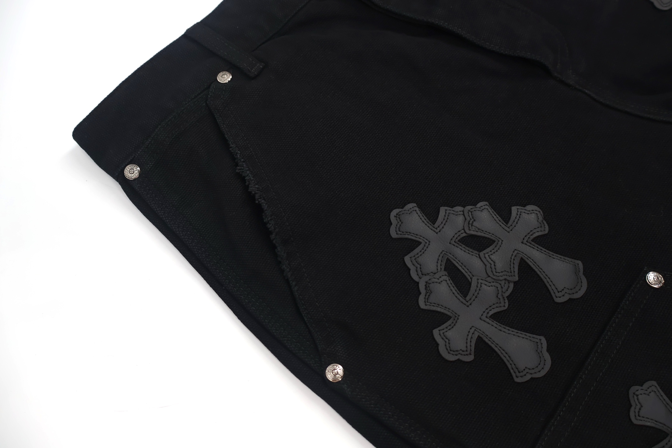 Chrome Hearts 克罗心 贴皮十字架牛仔短裤 五分裤 休闲裤 黑色 B0