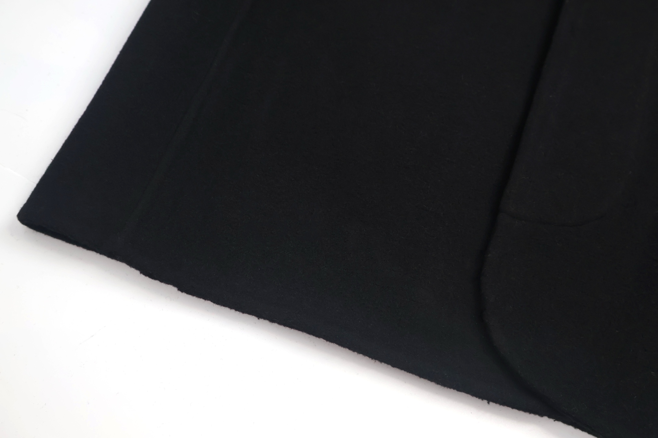 LOUIS VUITTON 路易威登 菲董联名 珍珠扣羊毛毛呢无领 外套 夹克  黑色 C0 1AFIGZ