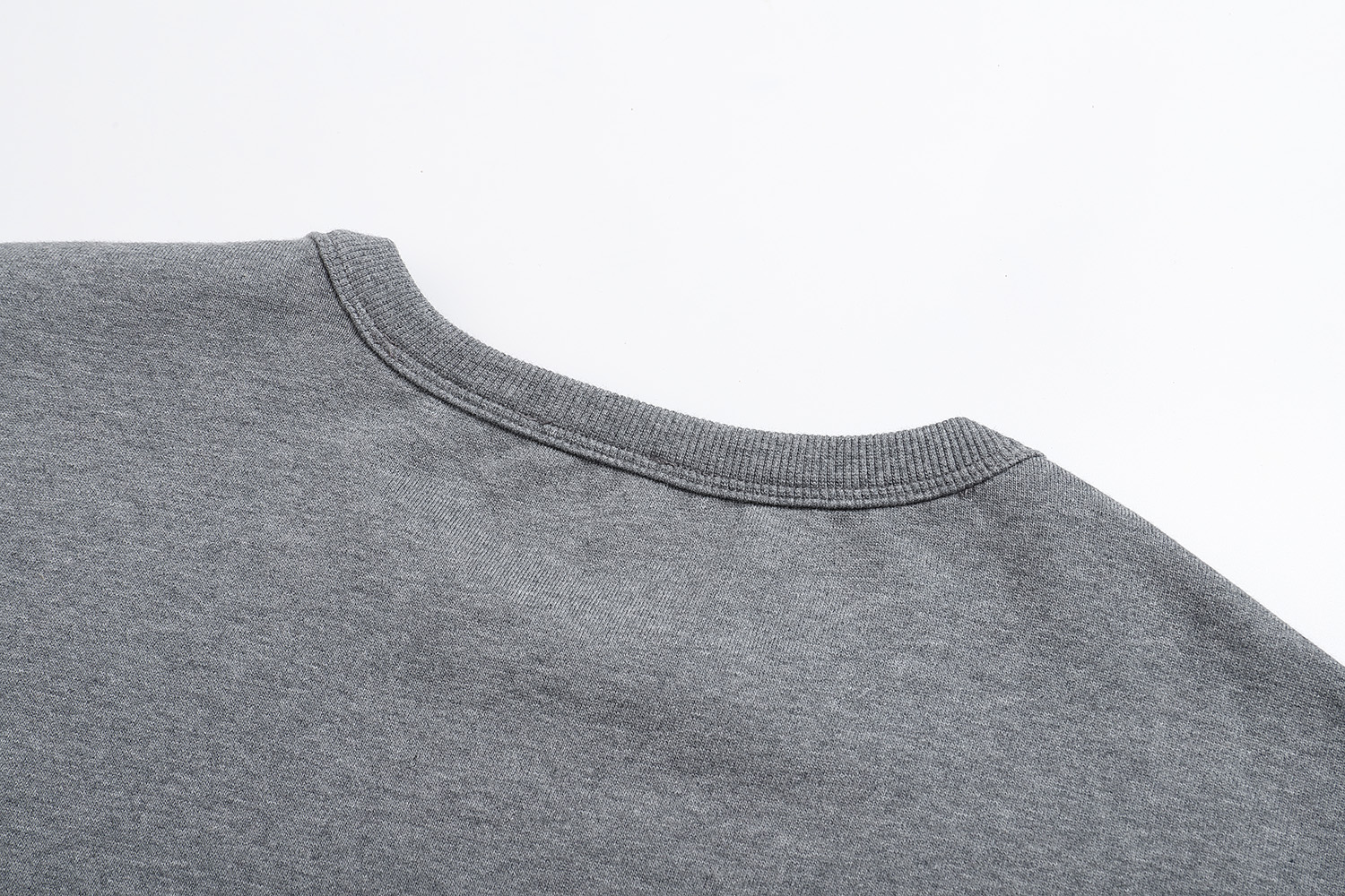 DIOR 迪奥 胸前小ogo印花圆领卫衣 外套 长袖 灰色 黑色 A5 543J694A3028-C880