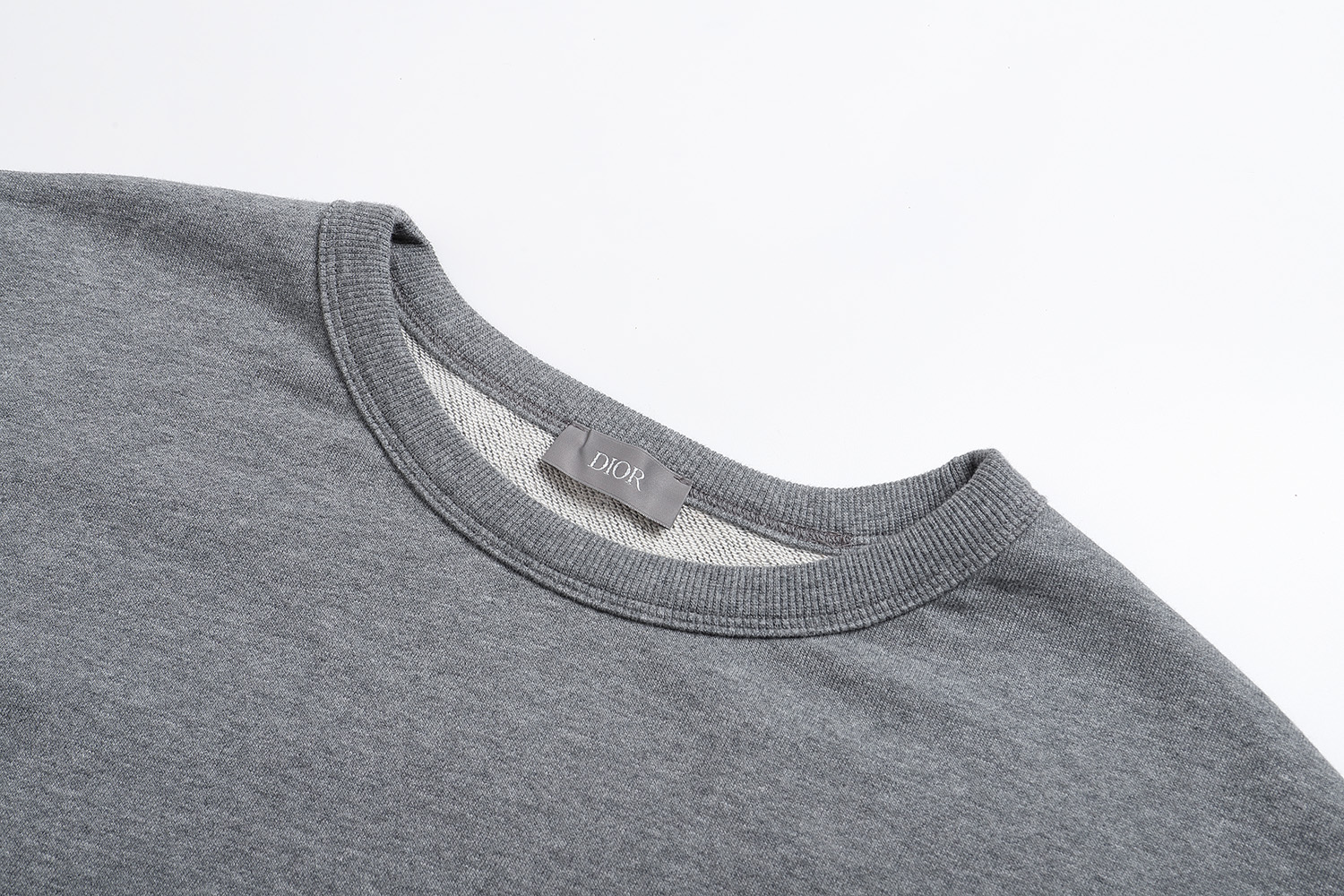 DIOR 迪奥 胸前小ogo印花圆领卫衣 外套 长袖 灰色 黑色 A5 543J694A3028-C880