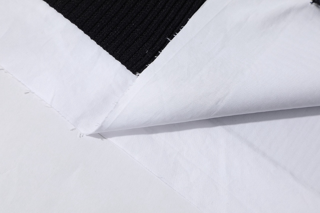 MIU MIU 缪缪 拼接假两件翻领针织开衫 衬衫 外套 长袖 白色 蓝色 MK1890-15Q9-F022X-S-OOO