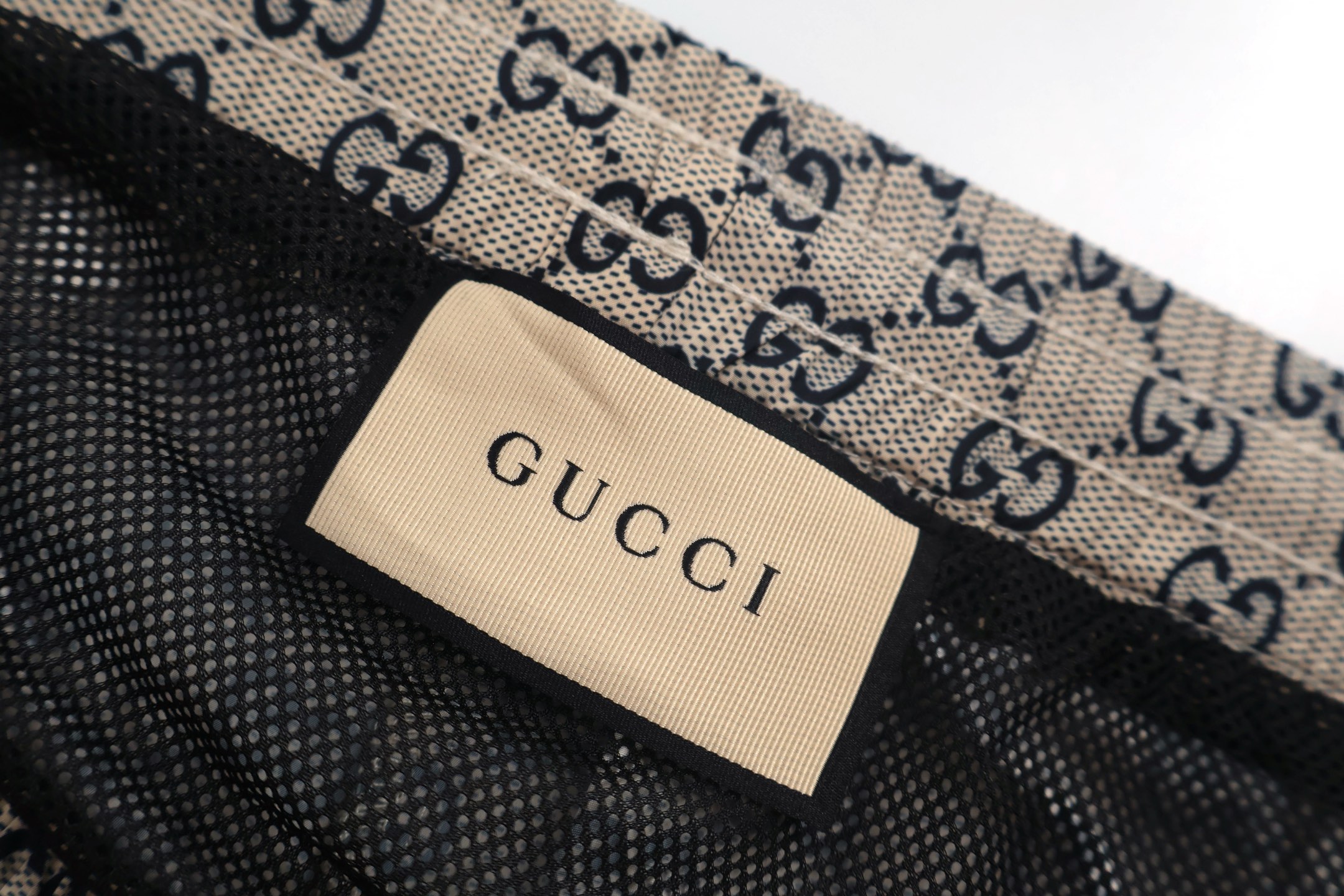 GUGGI 古驰 黑边双G沙滩短裤 裤子 五分裤 米色 A5 815603-XHAJ4-2108