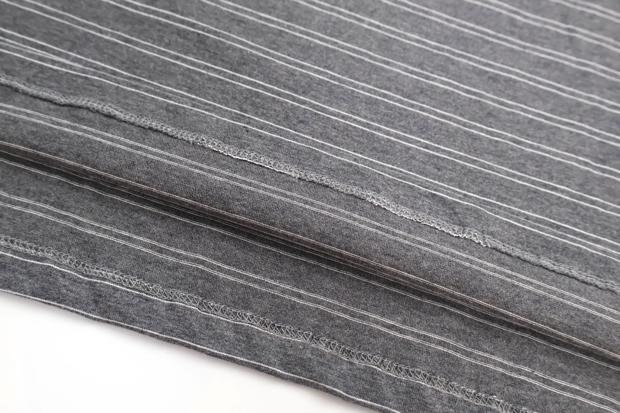 MIU MIU 缪缪 条纹刺绣logo Polo衫 长袖 灰色 A5 MJL015-14RT-F0I13