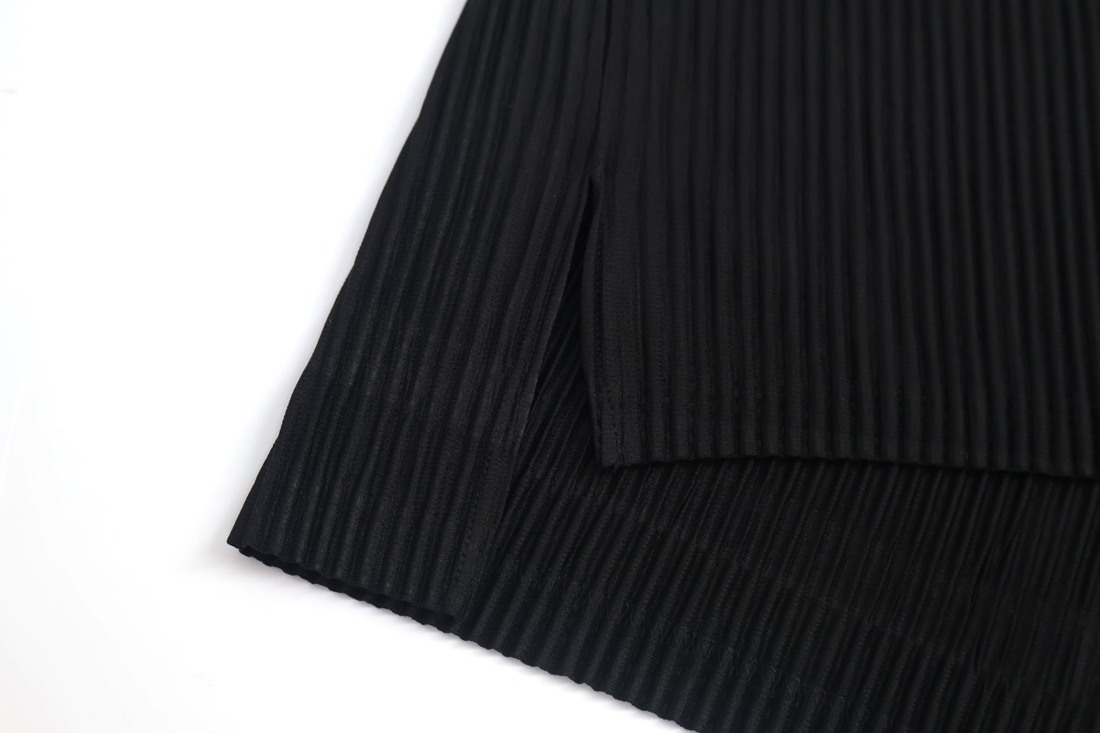 Homme Plisse Issey Miyake 三宅一生褶皱Polo衫 短袖 黑色 A5 HP56JM123-15