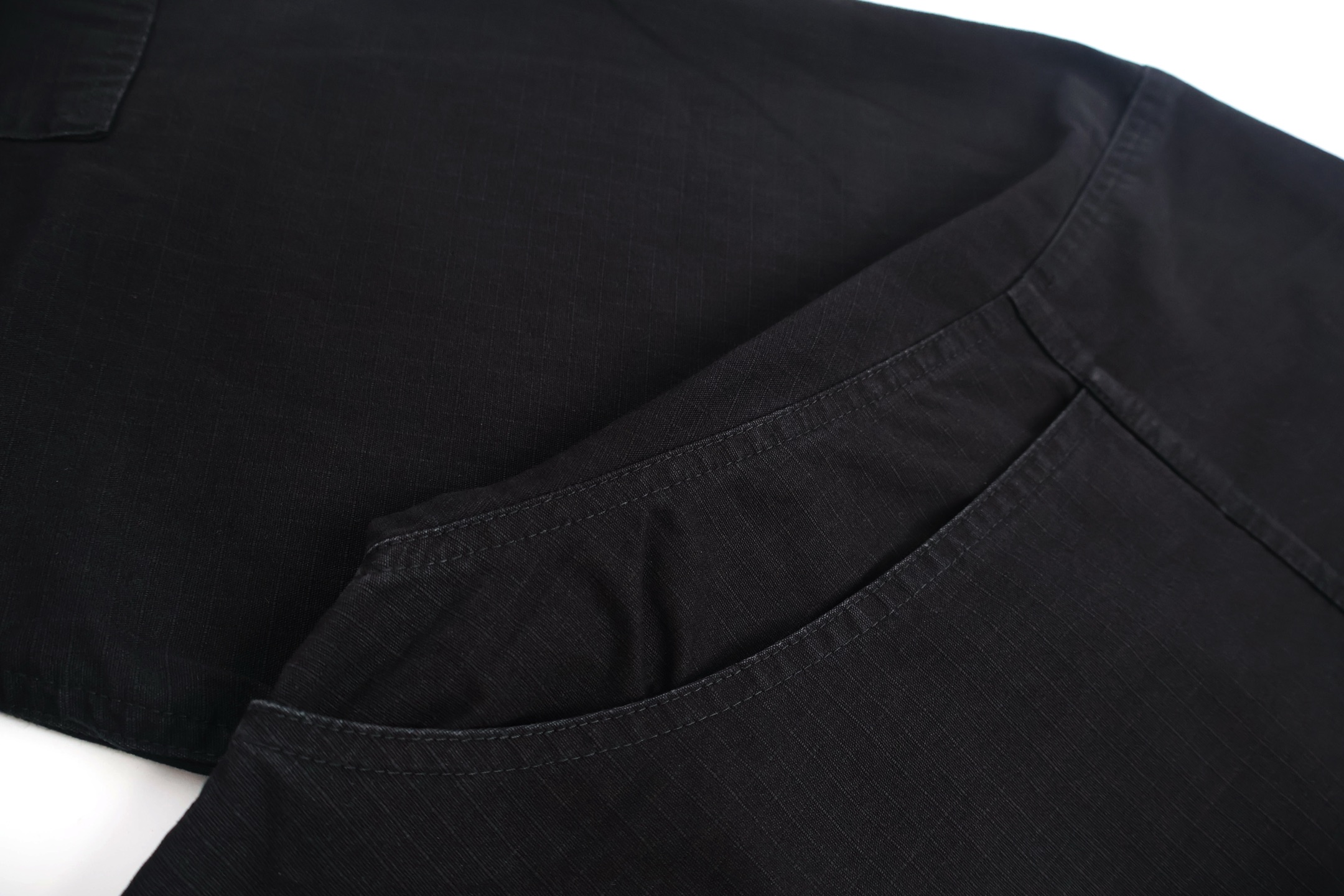 Balenciaga 巴黎世家 多口袋工装衬衫夹克 外套 长袖 秋冬 黑色 B0 