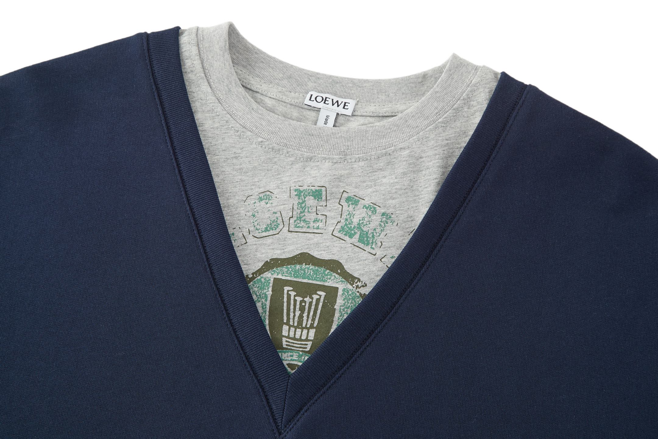 LOEWE 罗意威 假两件V领卫衣 外套 长袖 藏蓝色 灰色 B0 H526Y24X68-5190