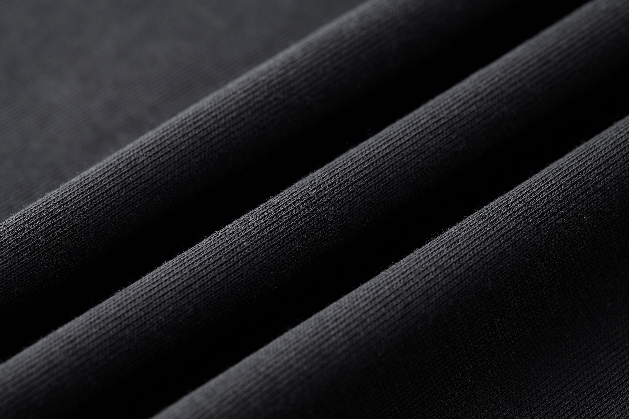 DIOR 迪奥 胸标纯棉打底衫 T恤 长袖 白色 黑色 A2 543J609A0847-C001