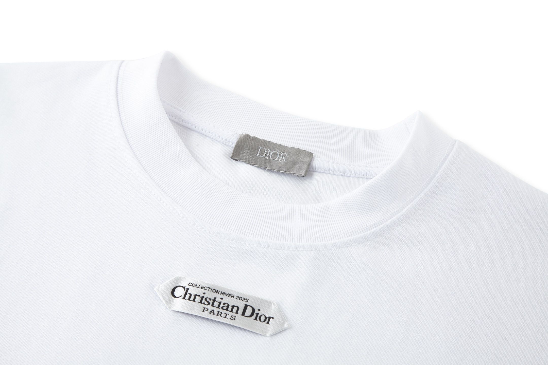 DIOR 迪奥 胸标纯棉打底衫 T恤 长袖 白色 黑色 A2 543J609A0847-C001