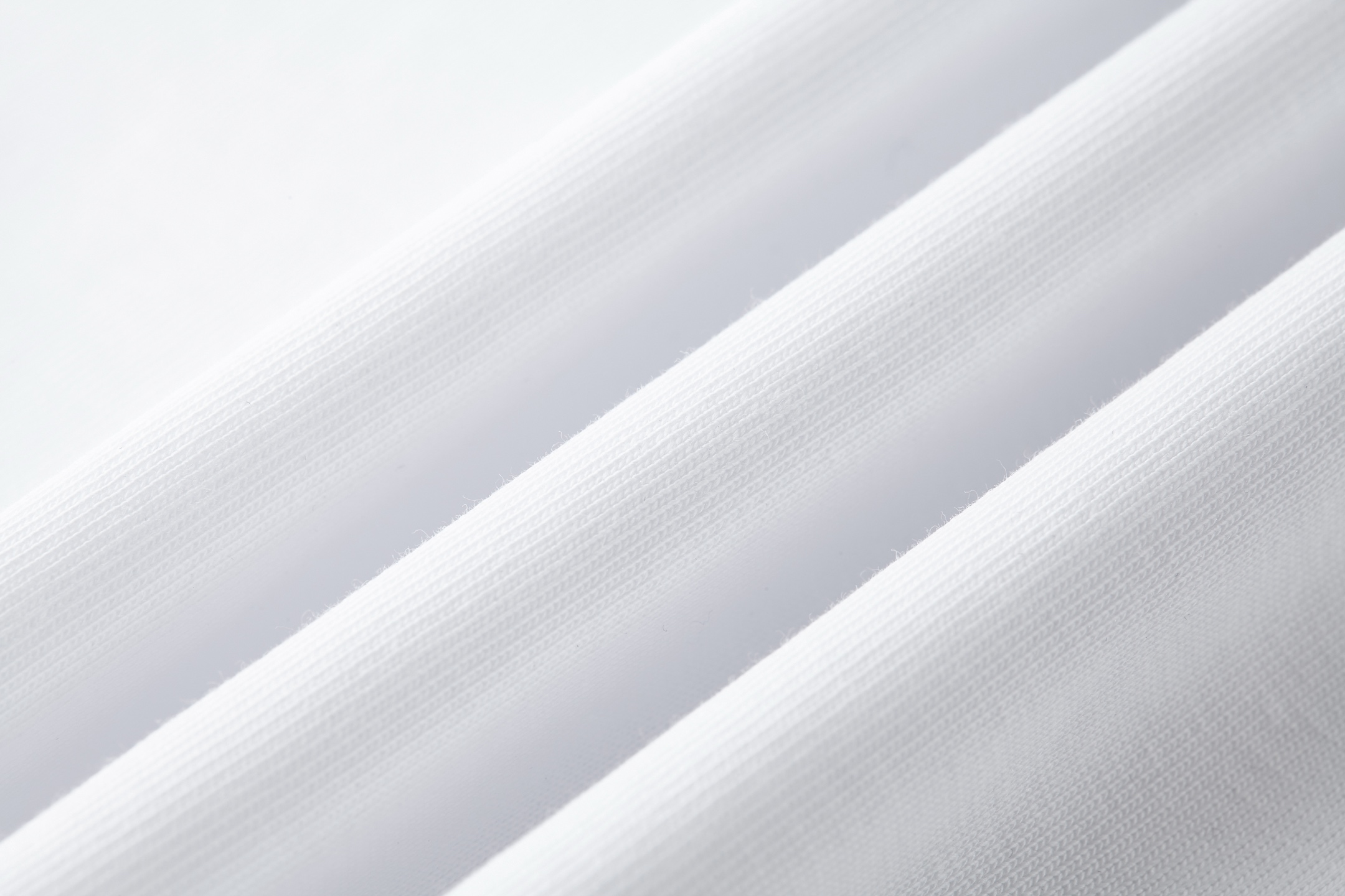 DIOR 迪奥 胸标纯棉打底衫 T恤 长袖 白色 黑色 A2 543J609A0847-C001