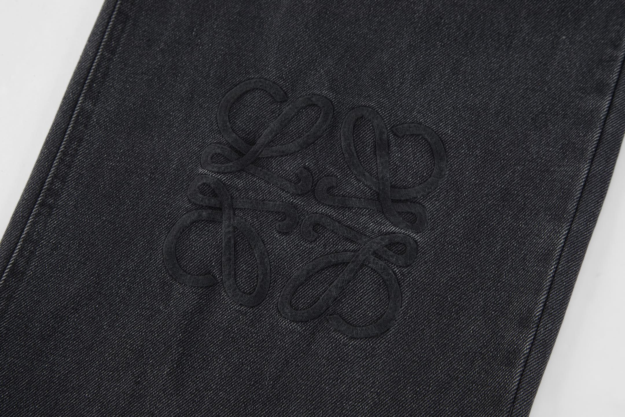 Loewe 罗意威 logo刺绣水洗牛仔裤 长裤 裤子 黑色 B0 H526Y11WA4-1100
