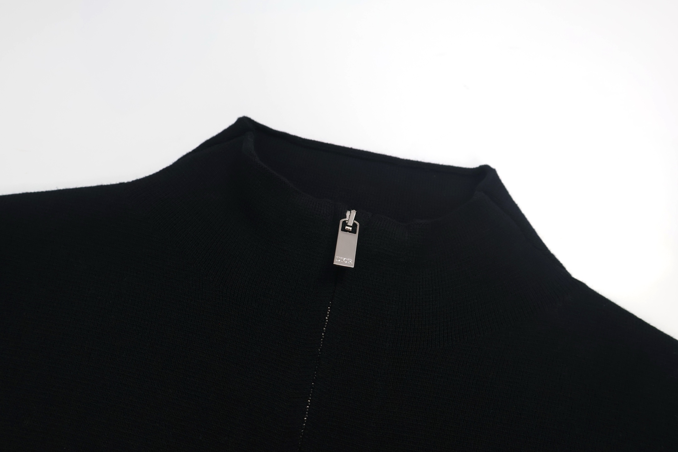 DIOR 迪奥 胸标拉链羊毛毛衣 秋冬 长袖 灰色 黑色 B0 513M221A2000-C898