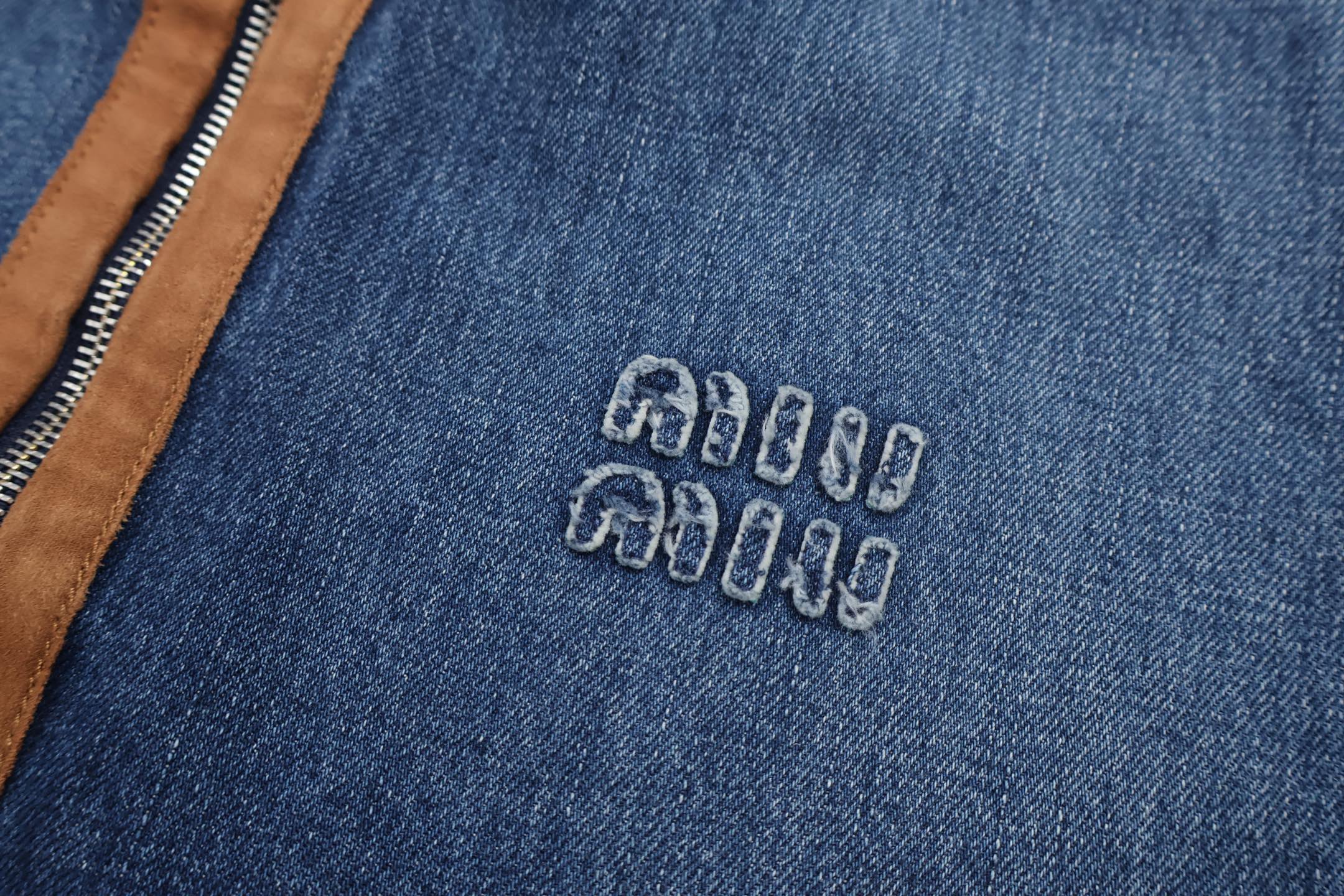 MIU MIU 缪缪 牛仔拼皮 夹克 牛仔外套 长袖 蓝色 C0 GWB256-17GI-F0013-S-OOO