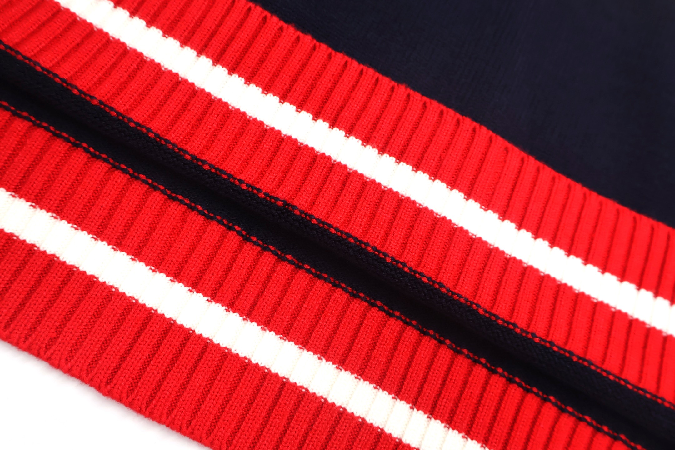 GUCCl 古驰 爱你圆领毛衣 外套 长袖 A5 743127-XKDF5-4298