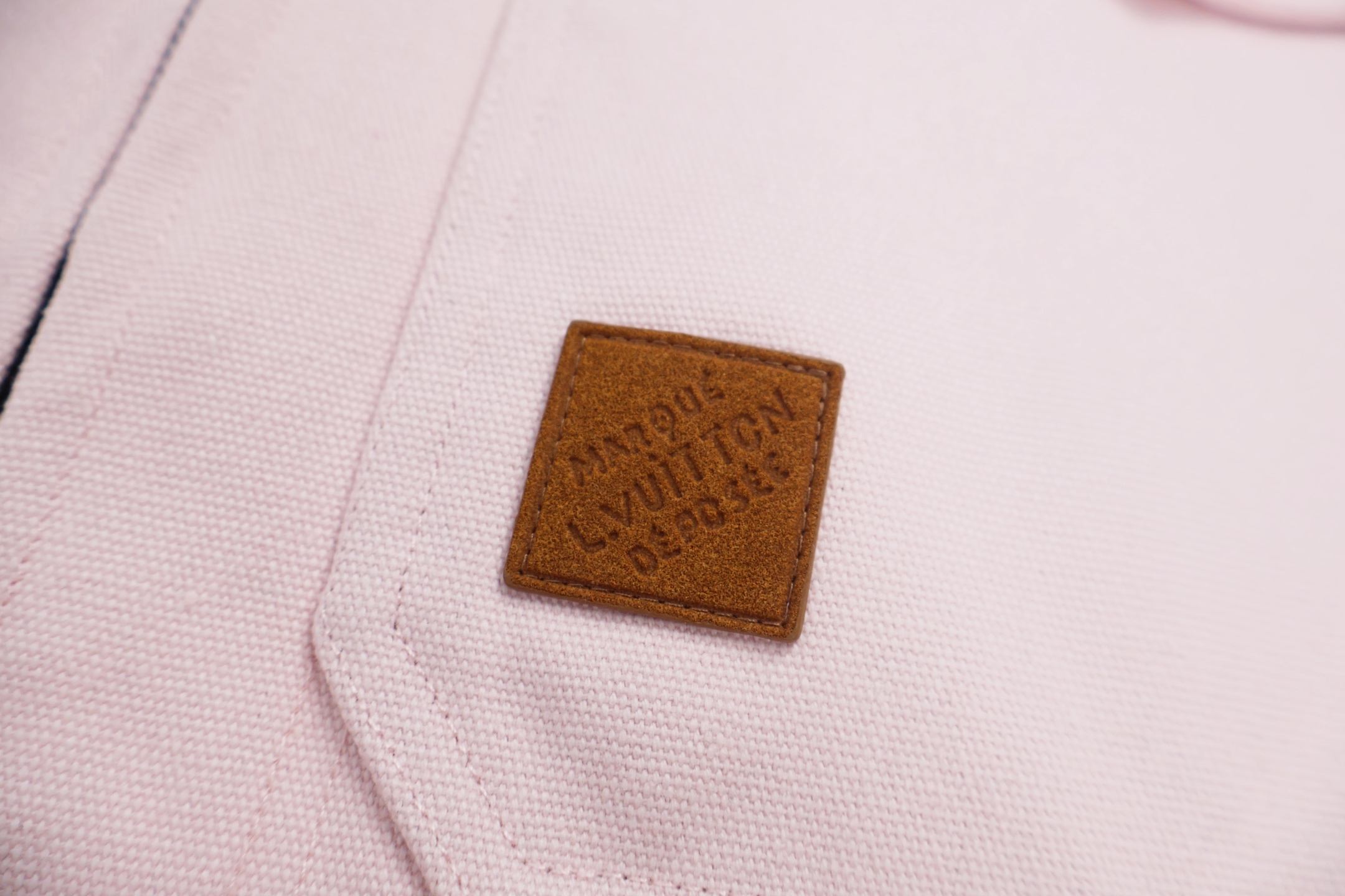 LOUIS VUITTON 路易威登 Nigo 联名款 口袋工装马甲 背心 外套 粉色 B0 1AILVQ