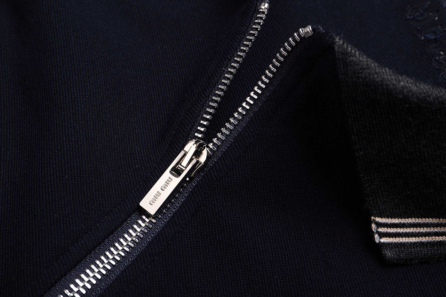 MIU MIU 缪缪 撞色侧拉链卫衣 外套 长袖 灰色 棕色 B0 MJLA01-18FX-F0P8O-S-OOO