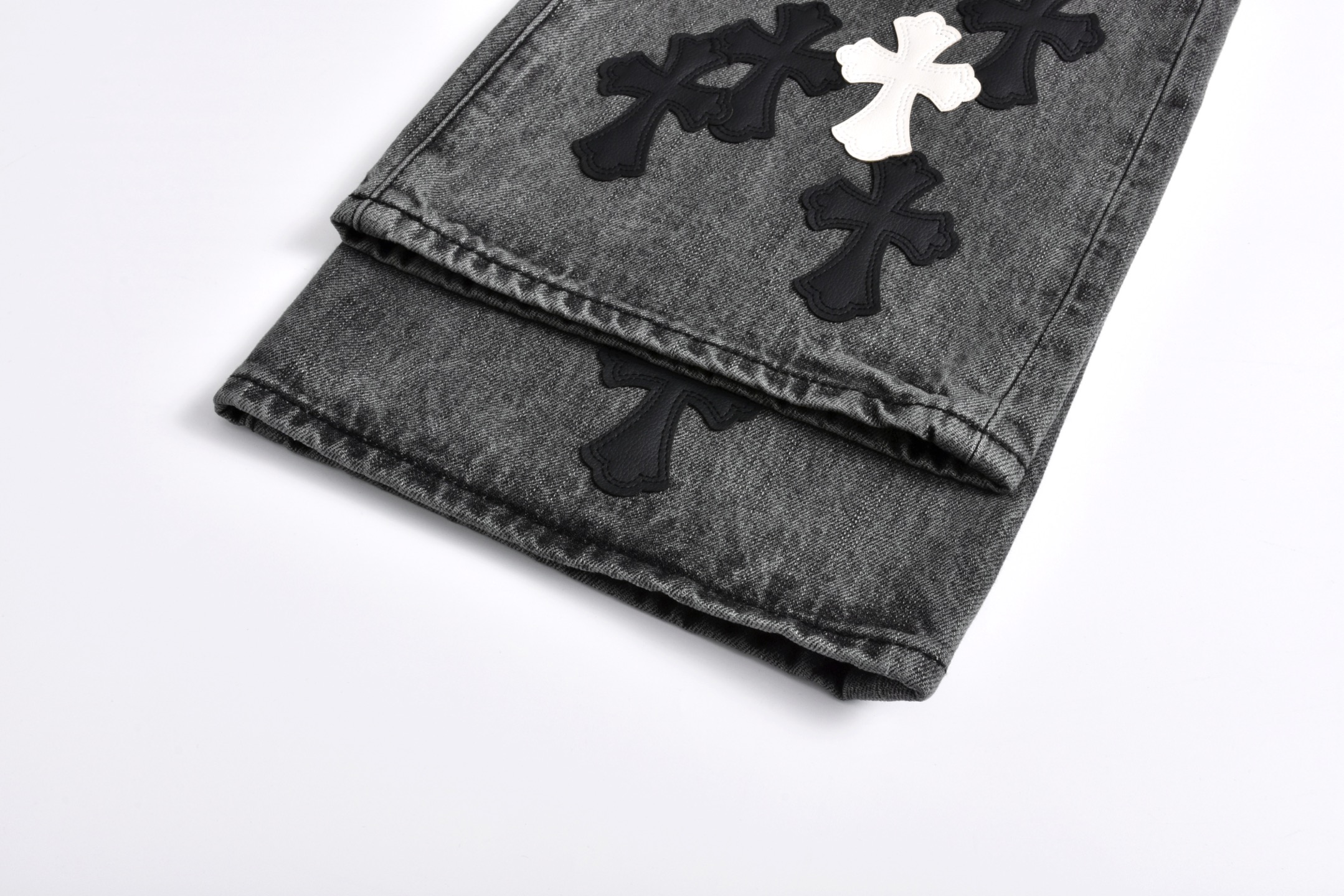Chrome Hearts 克罗心 火焰十字架贴皮牛仔裤 裤子 长裤 蓝色 黑灰色 C0