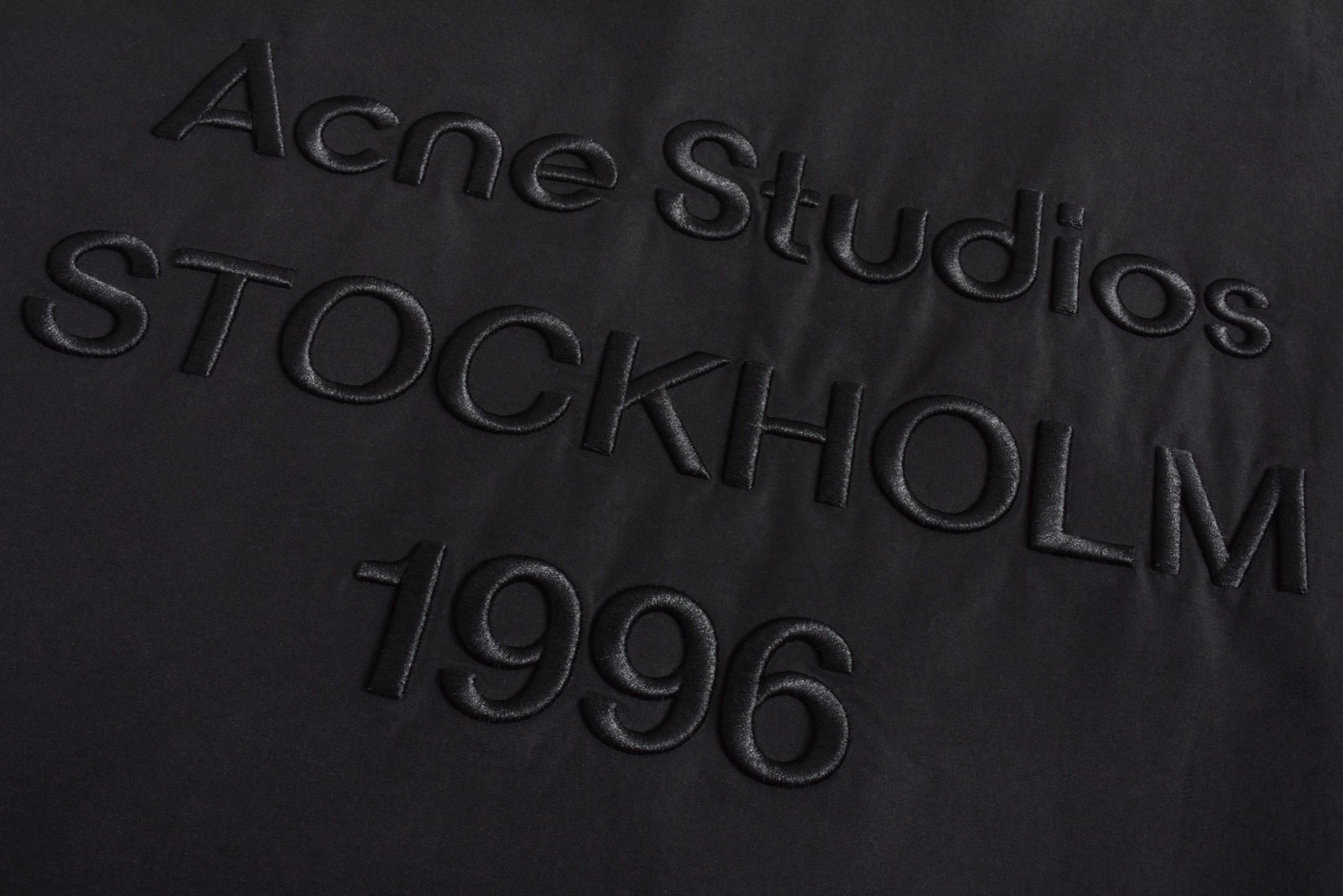 Acne Studios 1996刺绣拉链立领风衣夹克 外套 长袖 黑色 C0 B90800-900
