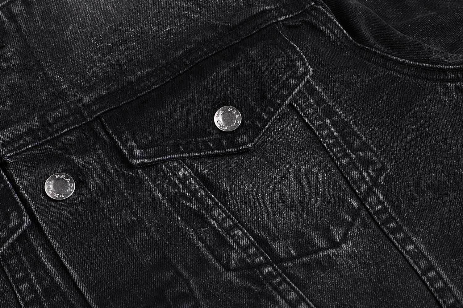 PRADA 普拉达 无领做旧牛仔外套 夹克 长袖 蓝色 黑色 C0 GEB229-12K1-F0V3N-S-231