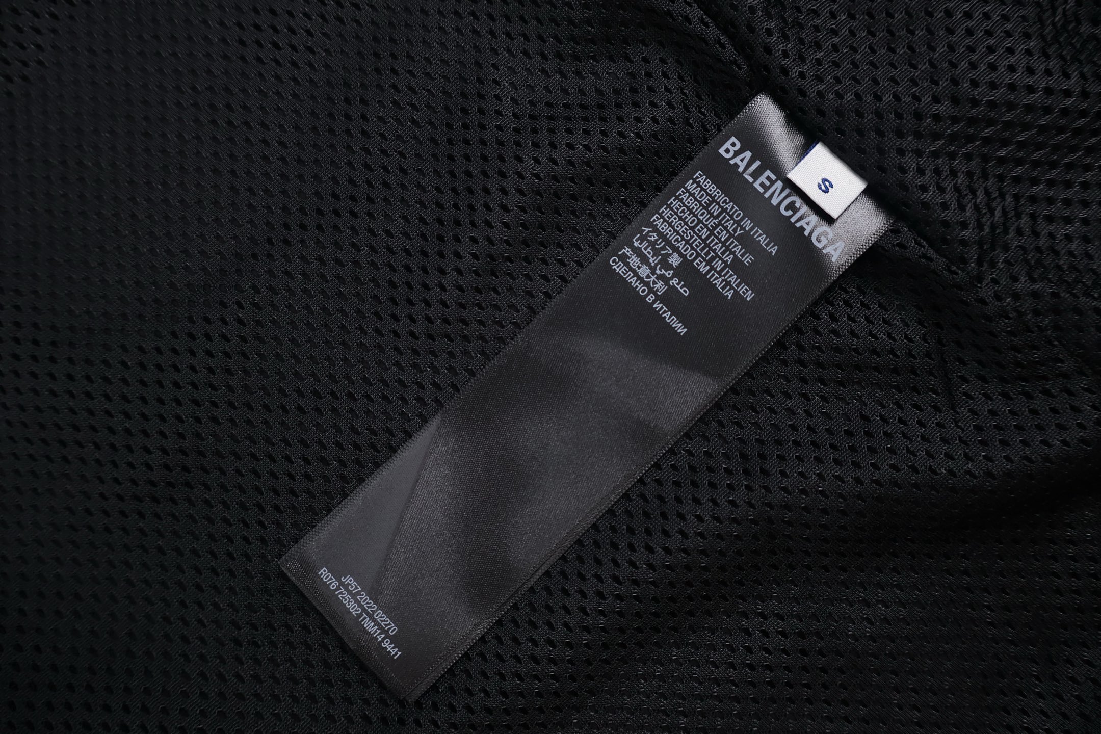 Balenciaga 巴黎世家 大圆环拉链立领冲锋衣 夹克 外套 长袖 秋冬 黑色 B5 839092TSM021000