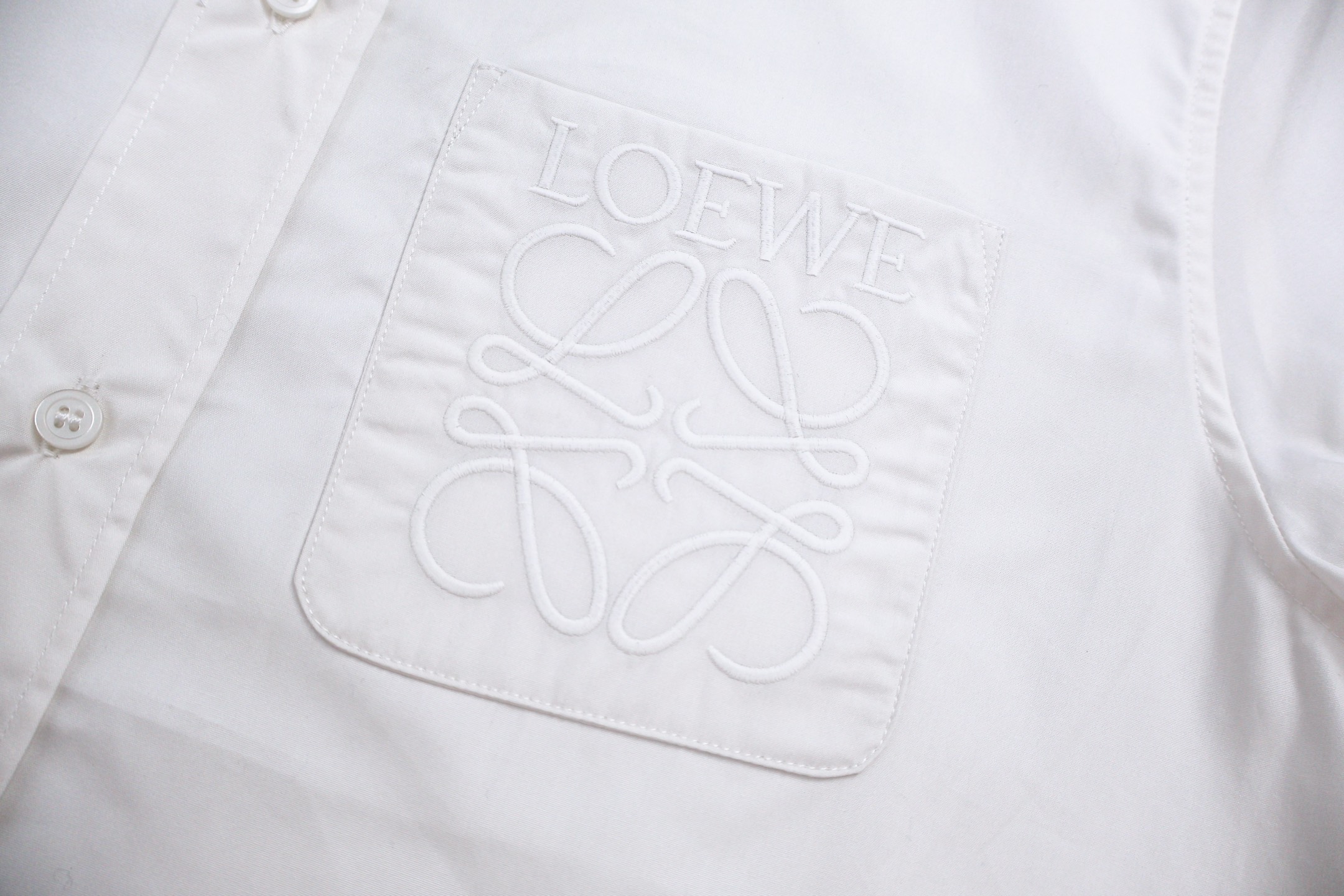 Loewe 罗意威 口袋刺绣logo 衬衫 外套 长袖 白色 A5 H526Y05WDX-2100
