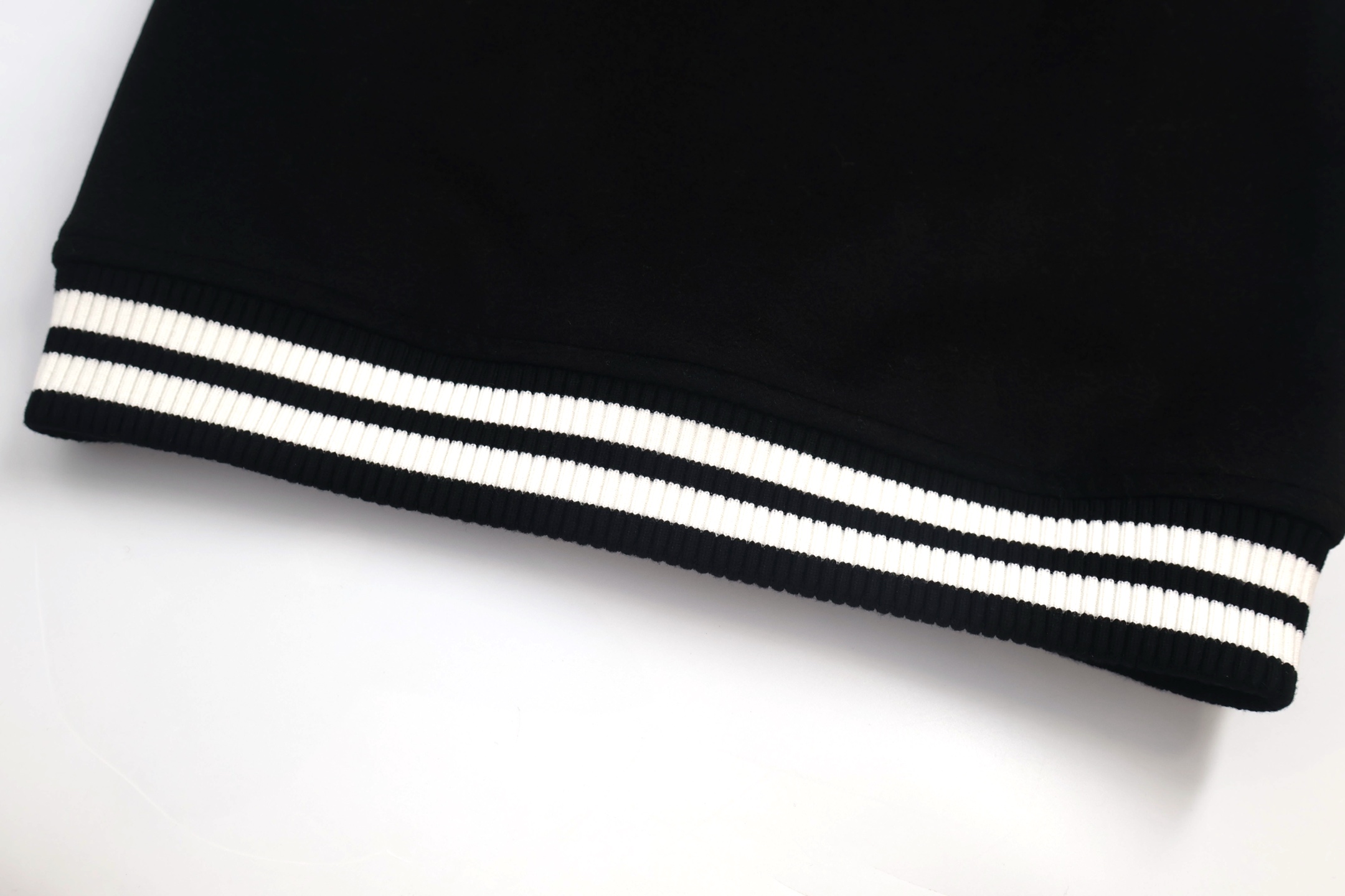 LOUIS VUITTON 路易威登 Nigo联名款 毛呢皮袖棒球服 外套 夹克 粉色 黑色 C0 1AIMWP