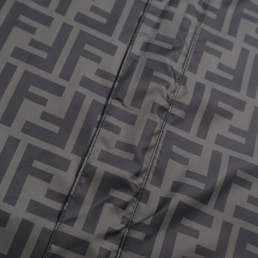 FENDI 芬迪 双面两穿冲锋衣 外套 夹克 长袖 棕色 黑灰色 B5 FAA615A79NF13IZ