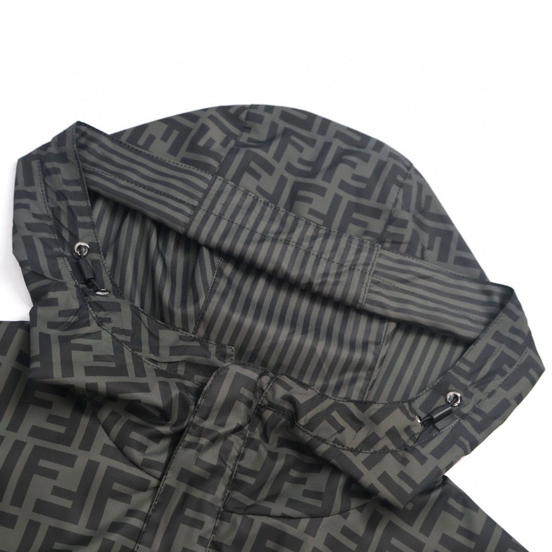 FENDI 芬迪 双面两穿冲锋衣 外套 夹克 长袖 棕色 黑灰色 B5 FAA615A79NF13IZ