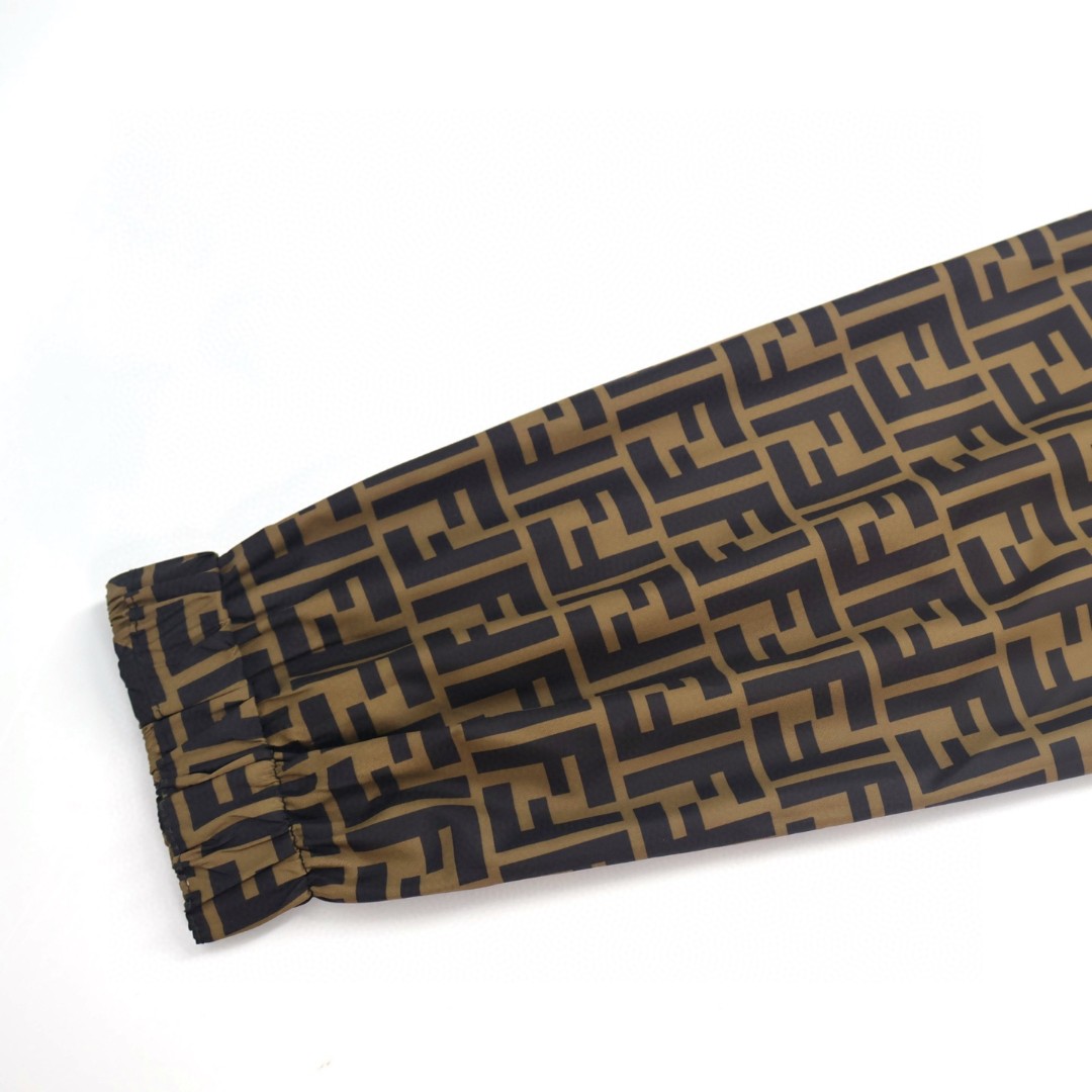 FENDI 芬迪 双面两穿冲锋衣 外套 夹克 长袖 棕色 黑灰色 B5 FAA615A79NF13IZ