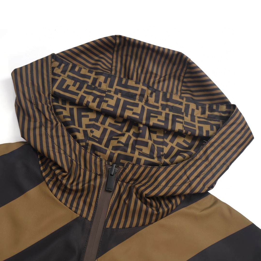 FENDI 芬迪 双面两穿冲锋衣 外套 夹克 长袖 棕色 黑灰色 B5 FAA615A79NF13IZ
