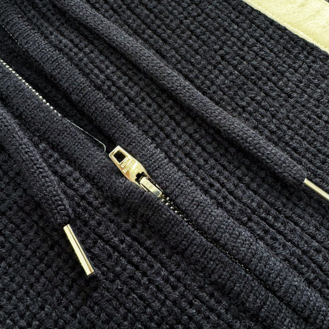 CELINE 赛琳 章仔羊毛拉链连帽针织外套 毛衣 长袖 海军蓝 D5 RV00V830I-07MR