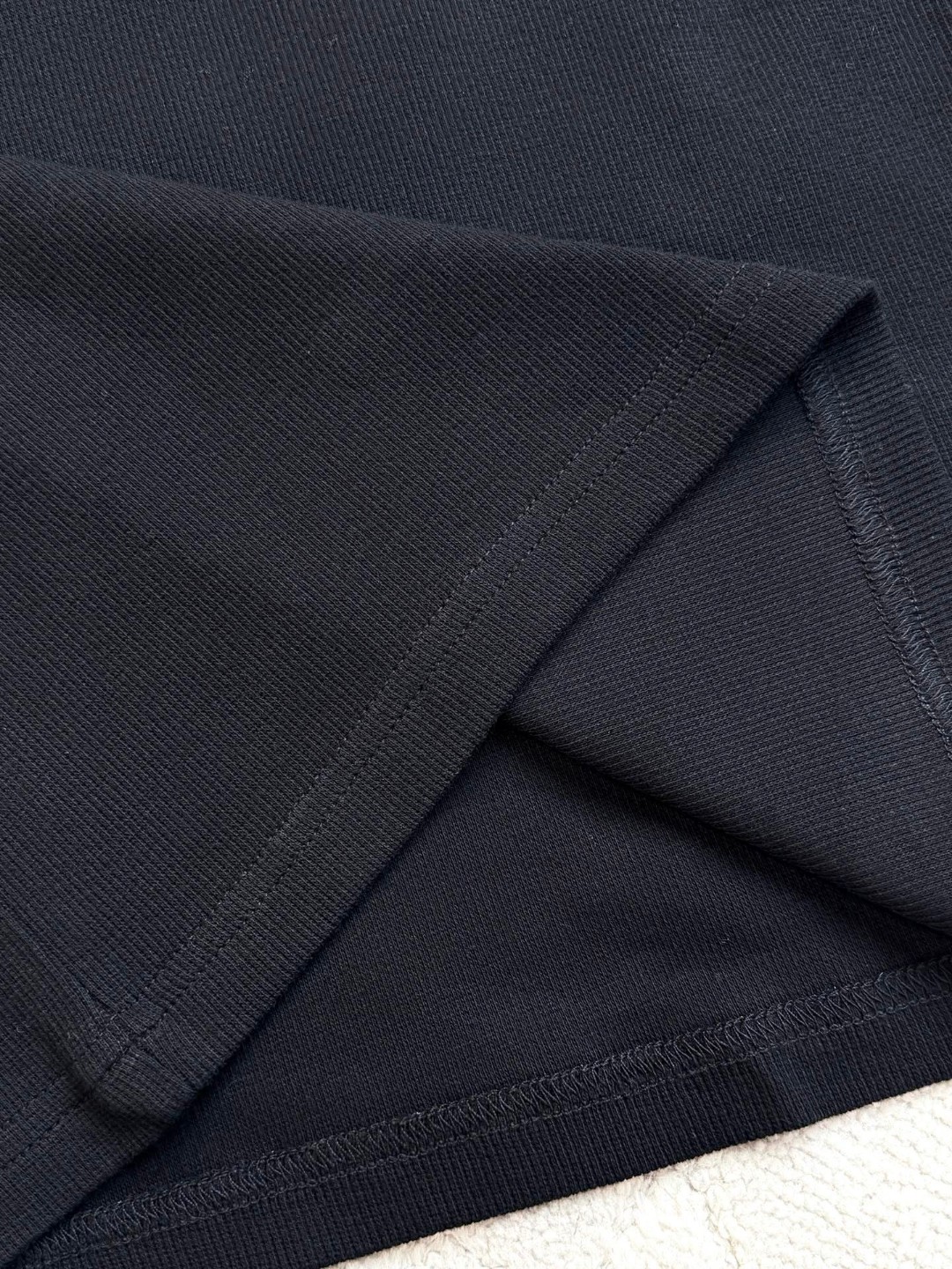 CELINE 赛琳 字母l刺绣针织衫T恤 打底衫 长袖 白色 黑色 A5 RX0A90F43-01OB